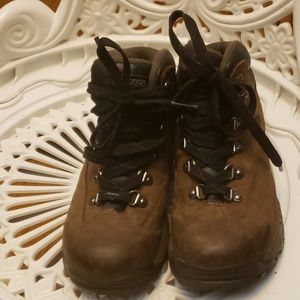 Hi-Tec Brown Boots Size 1